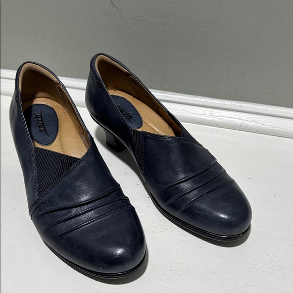 Earth Day Tripper Kitten Heel Slip-In Blue Leather Shoes-size 8B - Picture 3 of 8